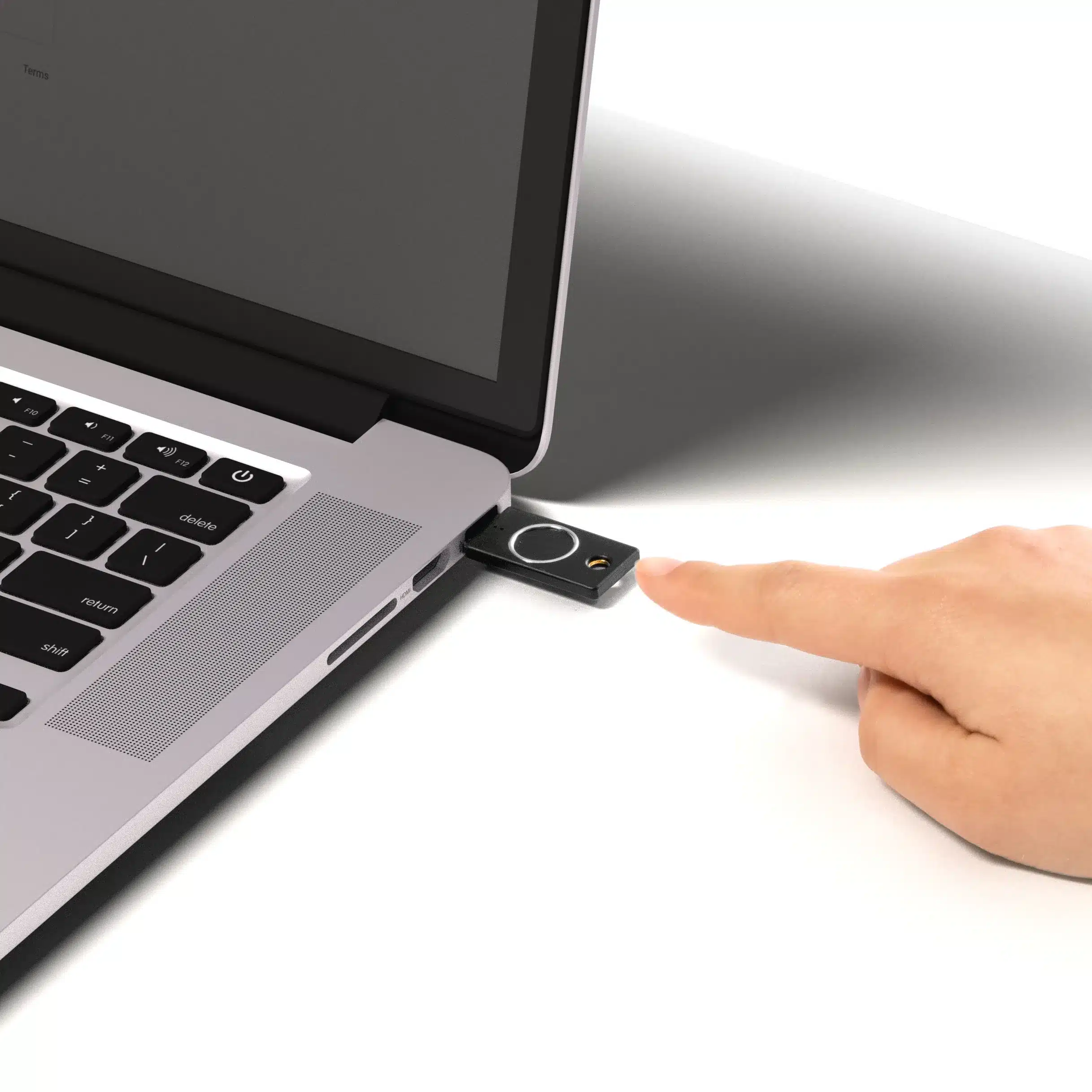 Yubikey Bio A connectée à un ordinateur portable